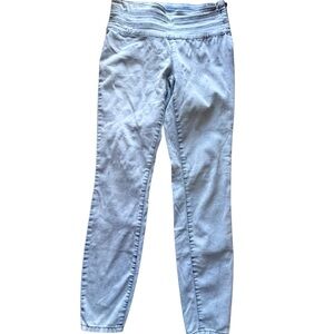 LEI JEANS